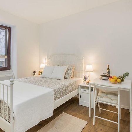 Mediterranean Vintage Room Split Eksteriør bilde